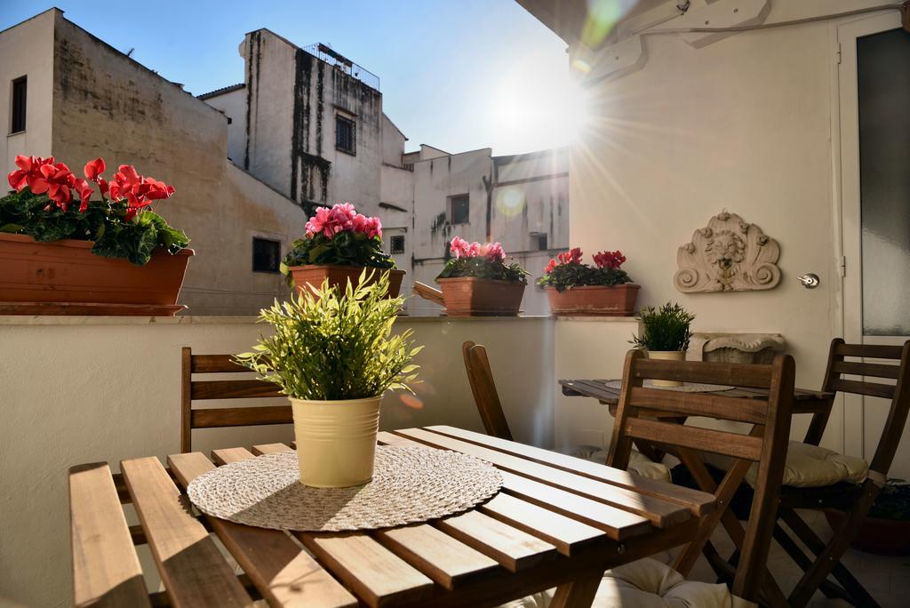 مبيت وإفطار باليرمو Real Teatro Umberto I المظهر الخارجي الصورة